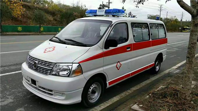 宁安市丰田海狮救护车
